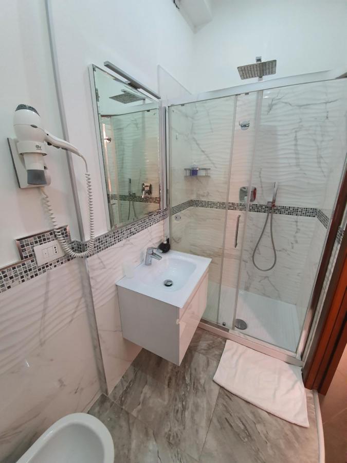 Ari Guest House Специя Экстерьер фото