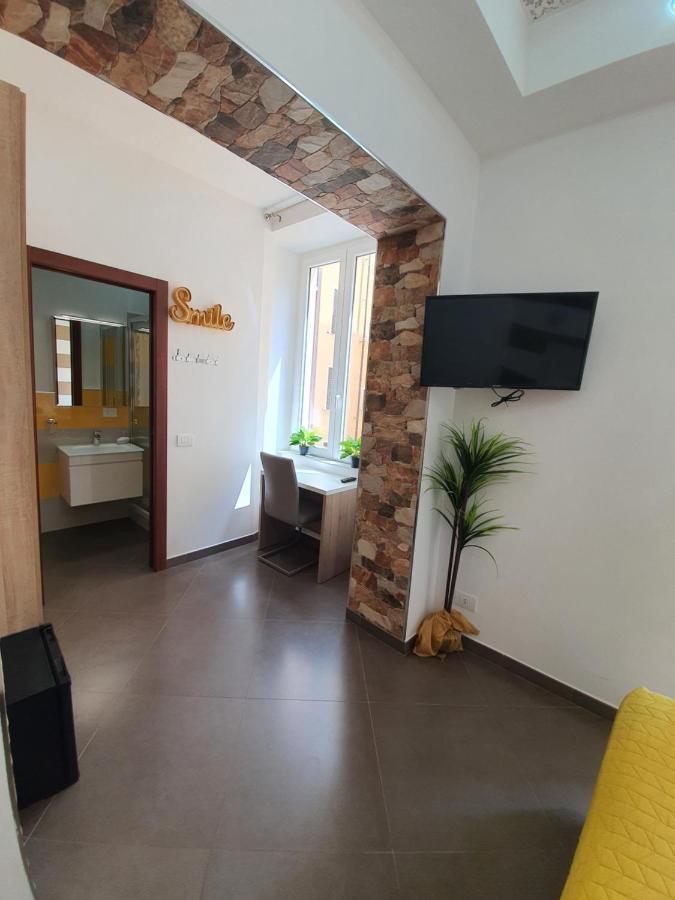 Ari Guest House Специя Экстерьер фото